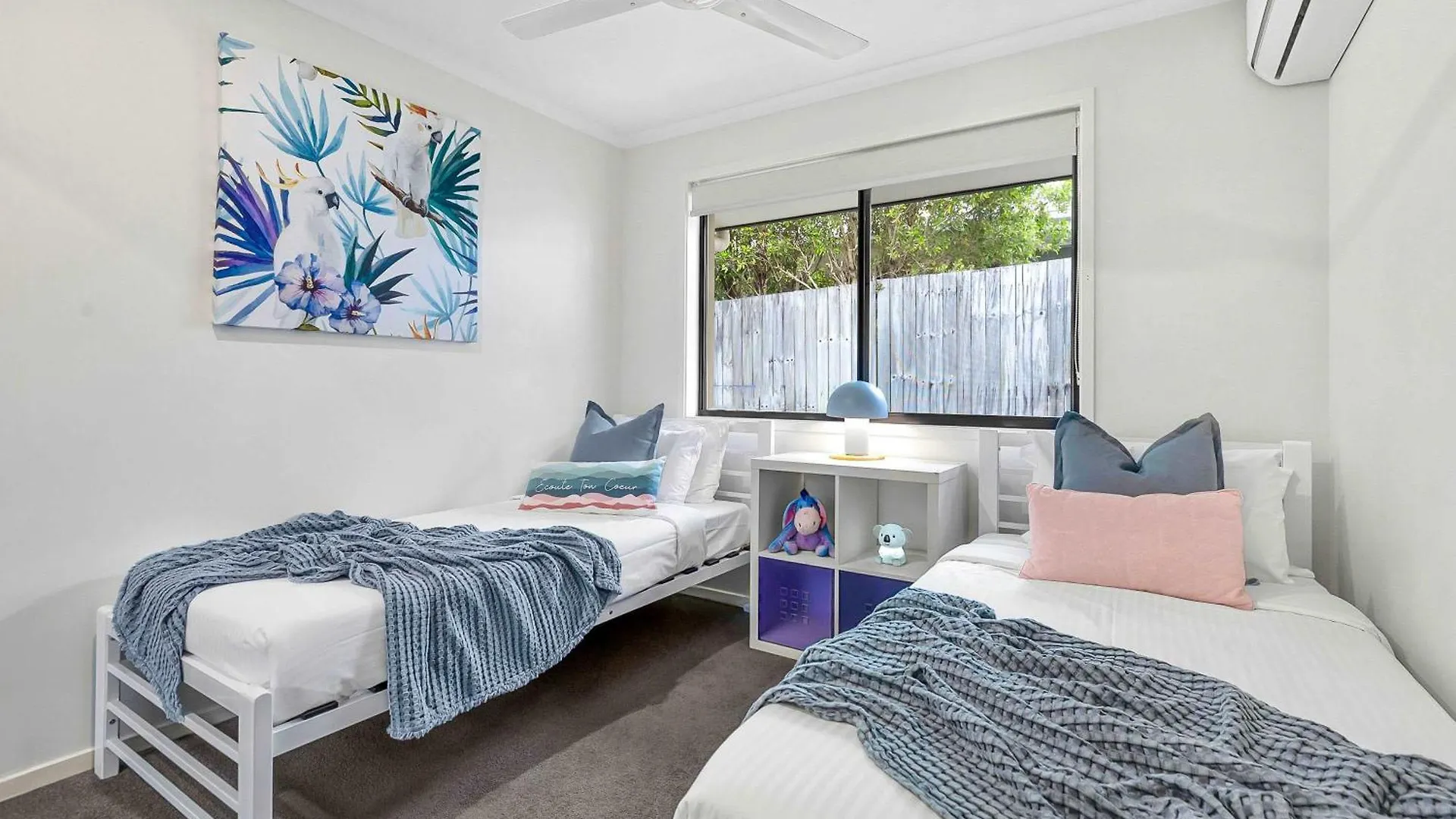 Chic 3-Bedroom Duplex, Air-Con, Pet Friendly Buderim